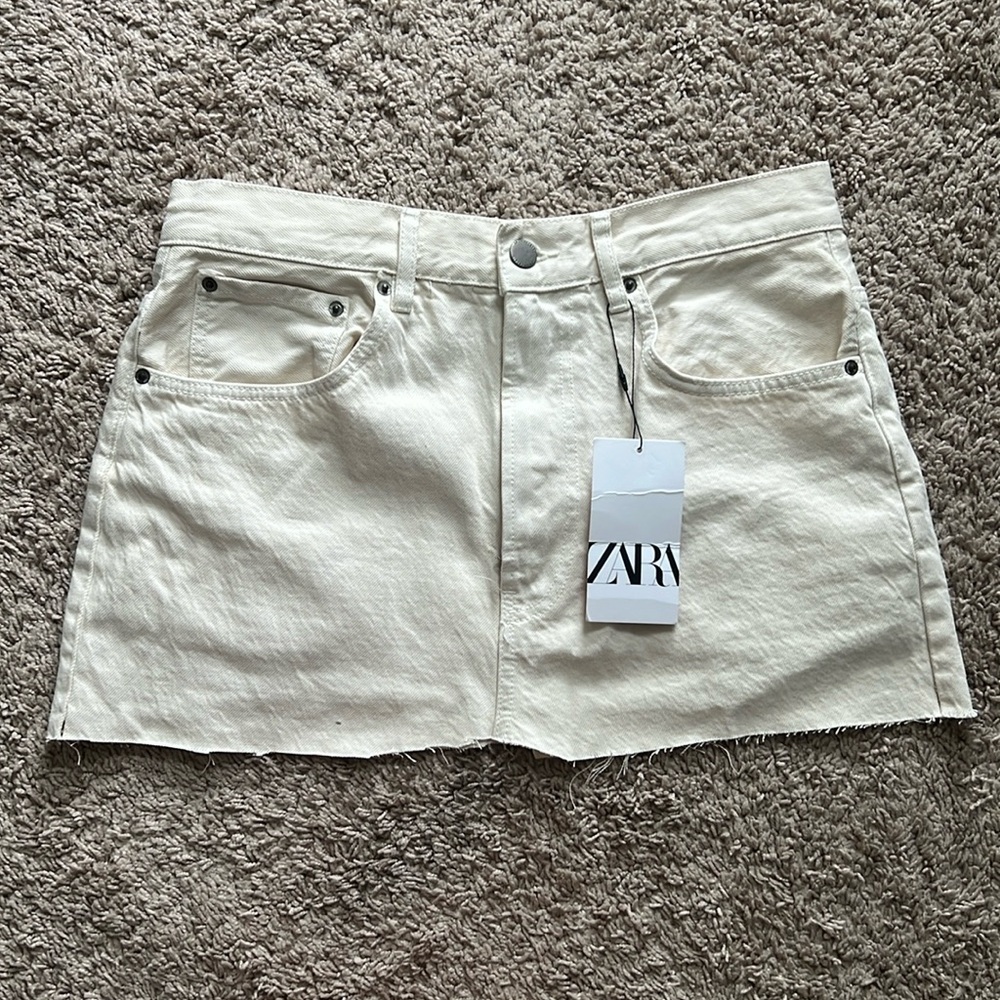 NWT ZARA Ecru/ White Denim Mini Skirt